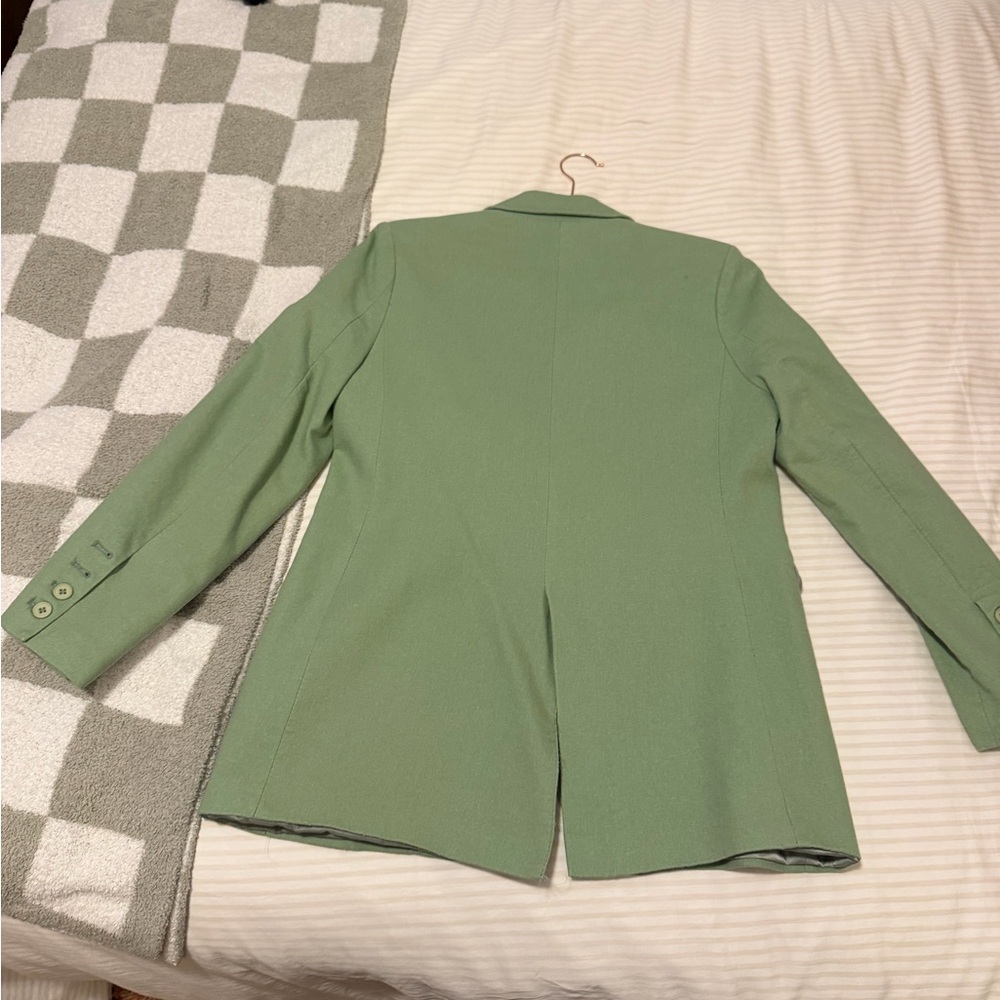 Green Linen Blazer - Picture 3 of 4